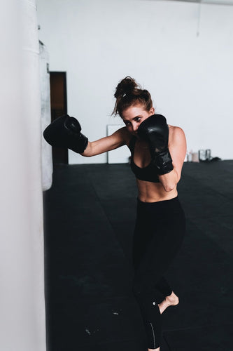 Knock Out Extra Pounds: How Boxing Classes Help You Lose Weight